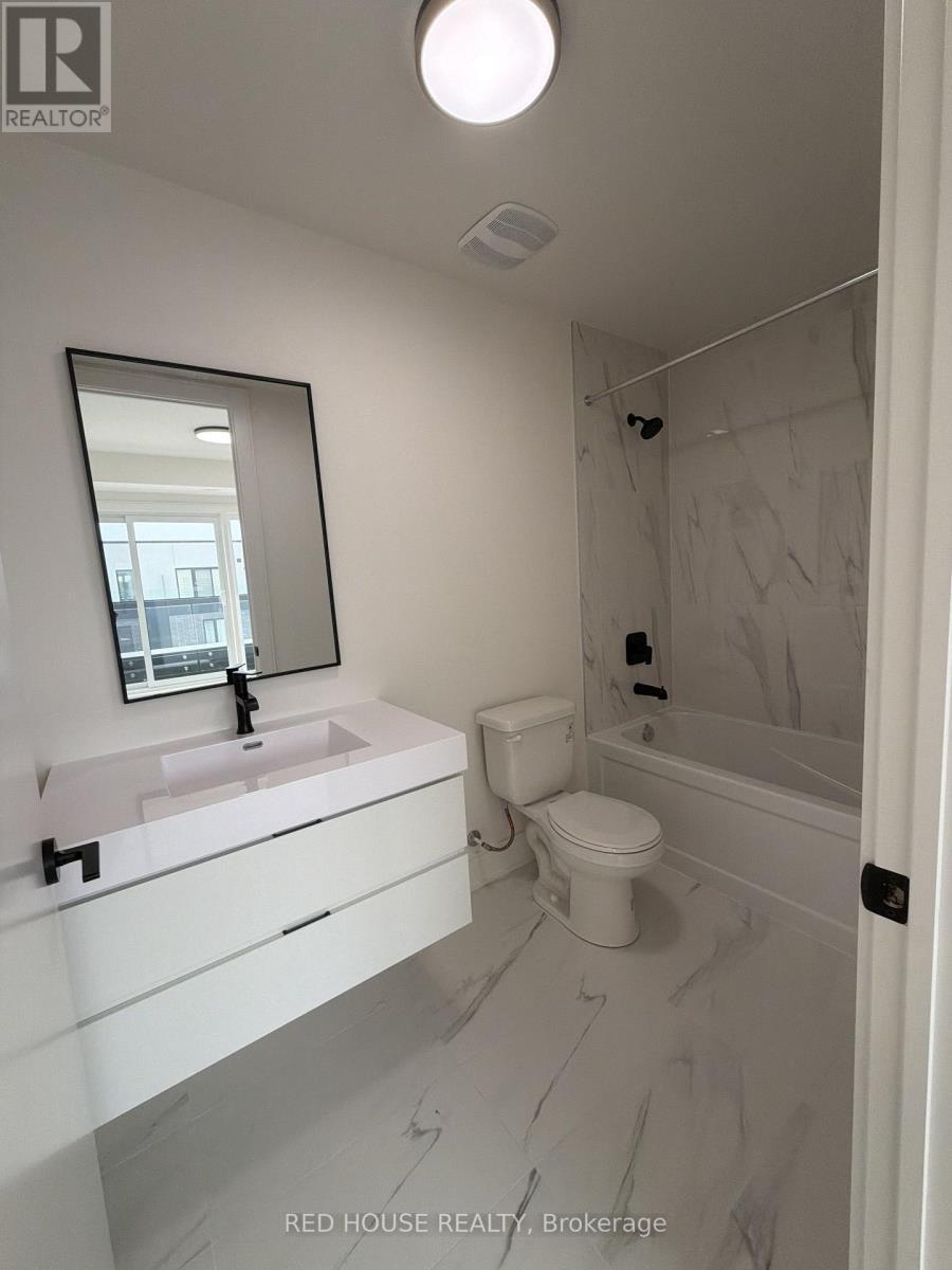 157 Everett Common, St. Catharines, ON - Indoor Photo Showing Bathroom