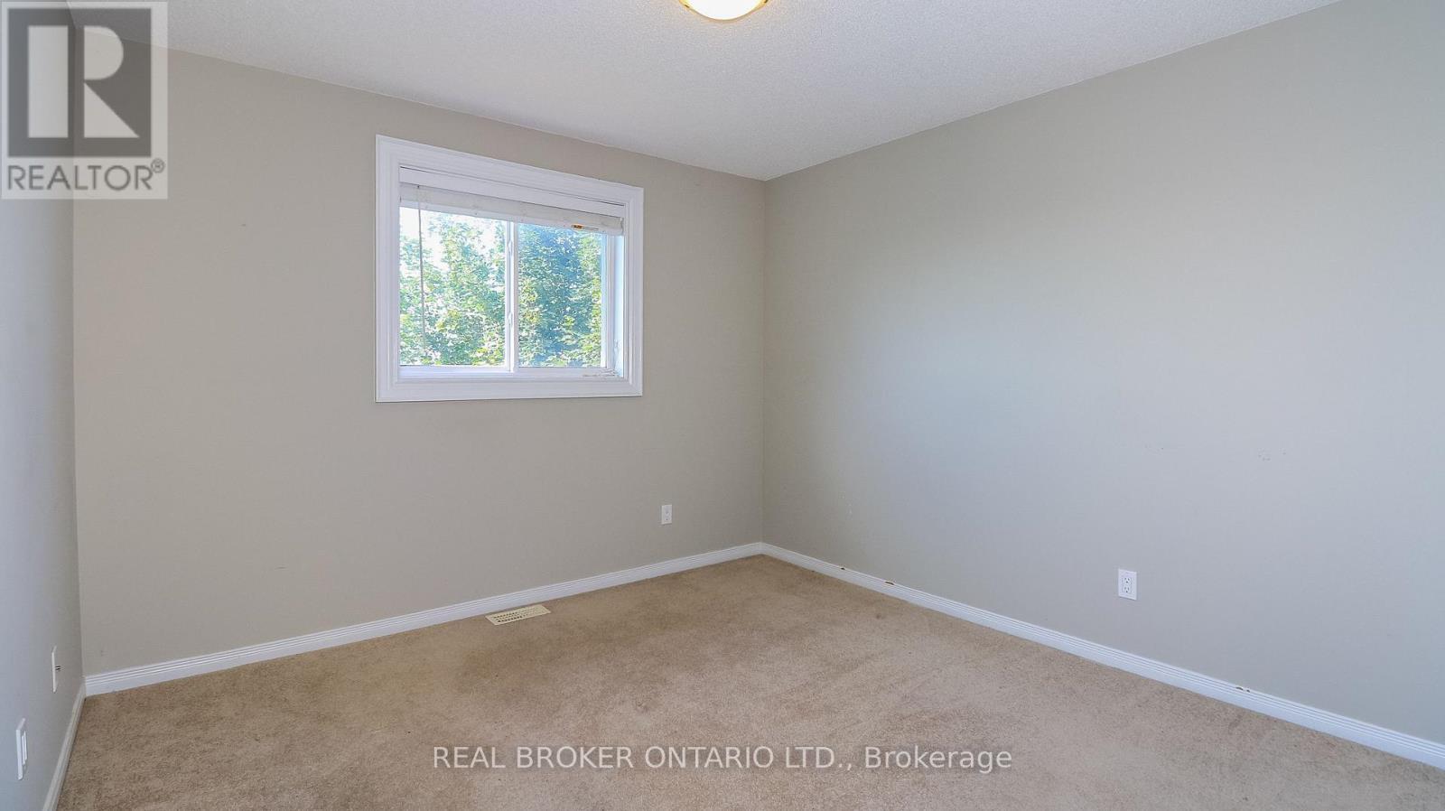 2202 Batters Loop, Innisfil, ON - Indoor Photo Showing Other Room