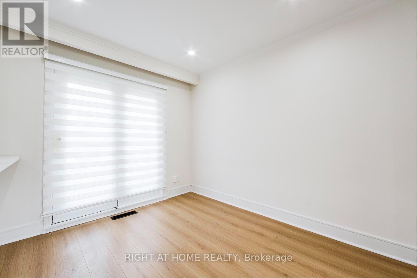 dining room - 48 Daleside Crescent, Toronto, ON - Indoor Photo Showing Other Room