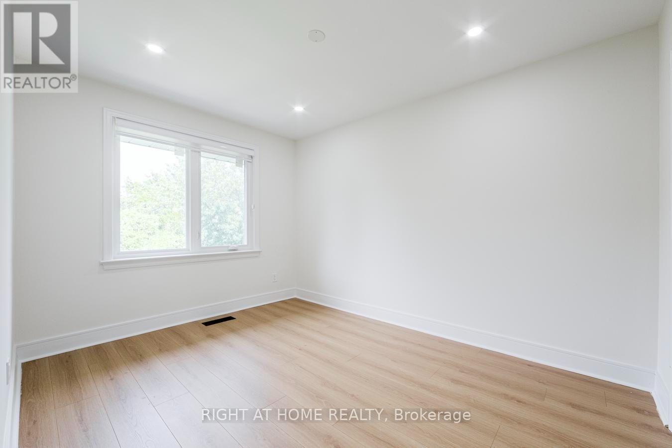 48 Daleside Crescent, Toronto, ON - Indoor Photo Showing Other Room