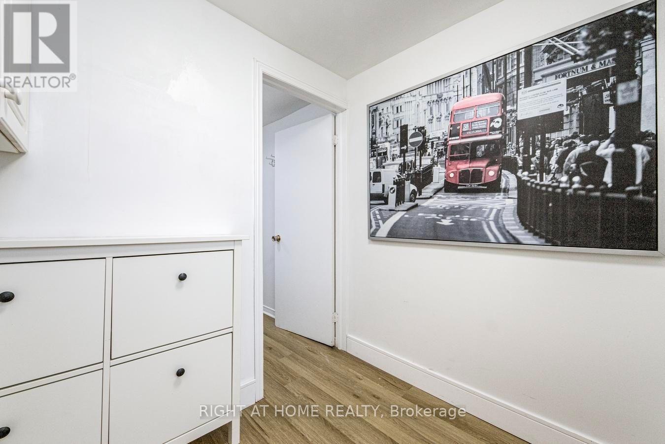 48 Daleside Crescent, Toronto, ON - Indoor Photo Showing Other Room