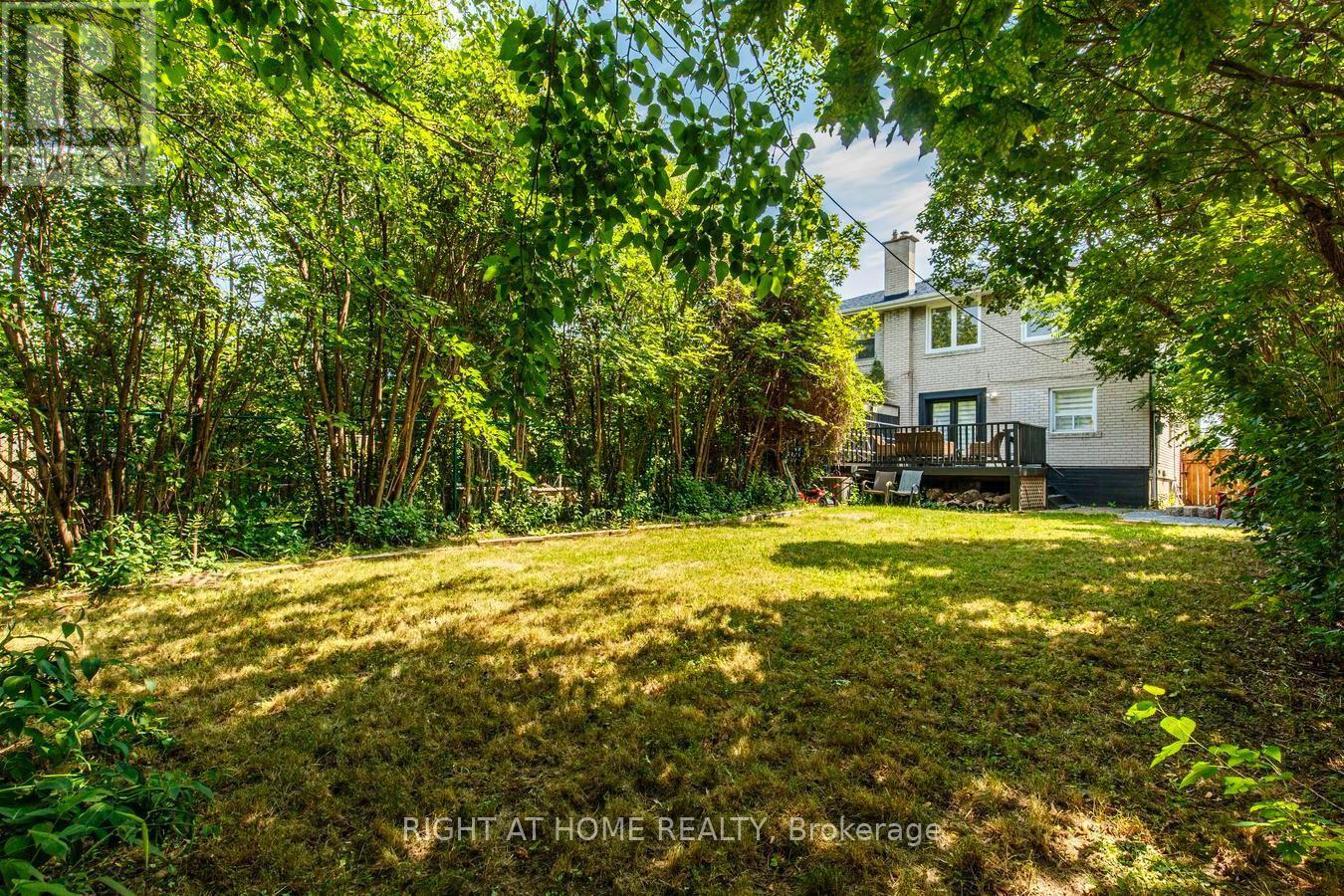 48 Daleside Crescent, Toronto, ON - Outdoor