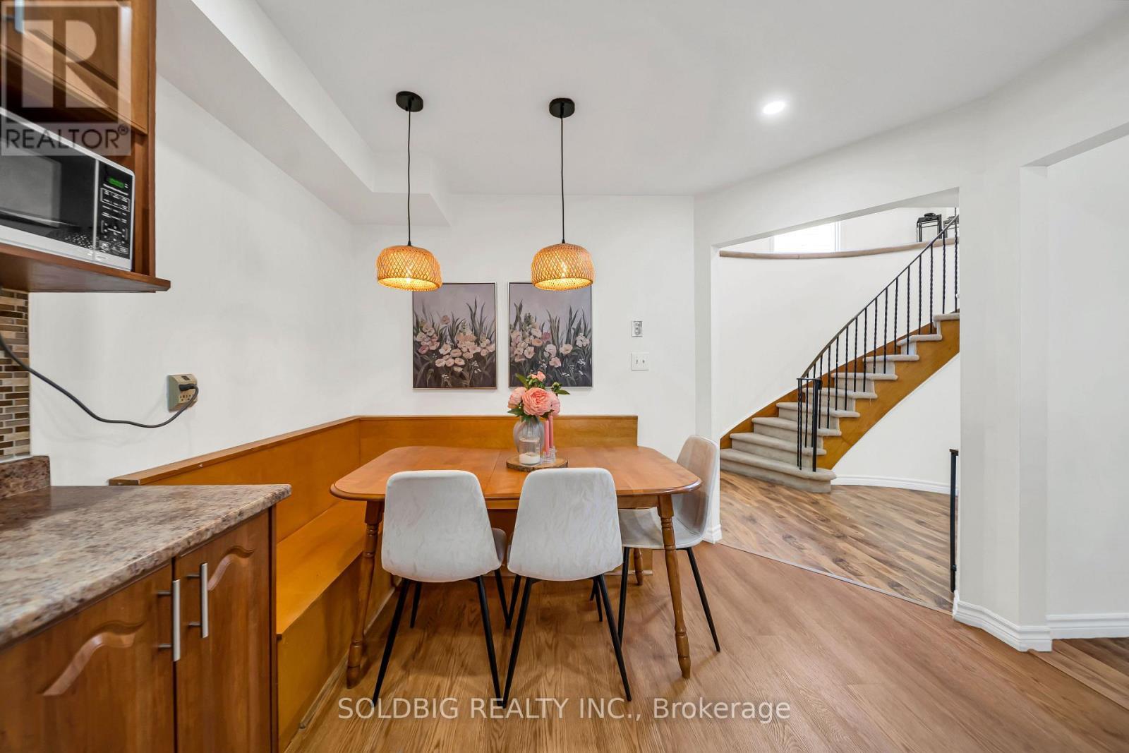76 Banting Crescent, Brampton, ON - Indoor Photo Showing Other Room