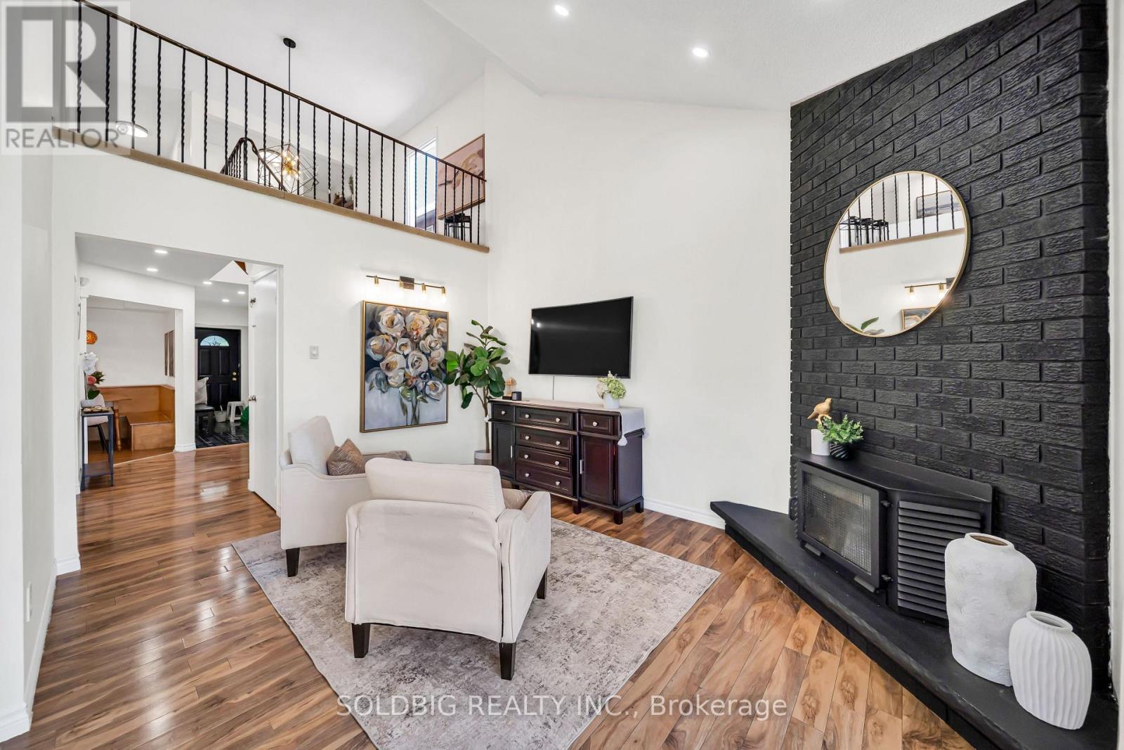 76 Banting Crescent, Brampton, ON - Indoor With Fireplace