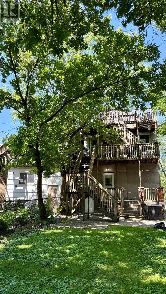317 Queen Street S, Hamilton, ON - Outdoor