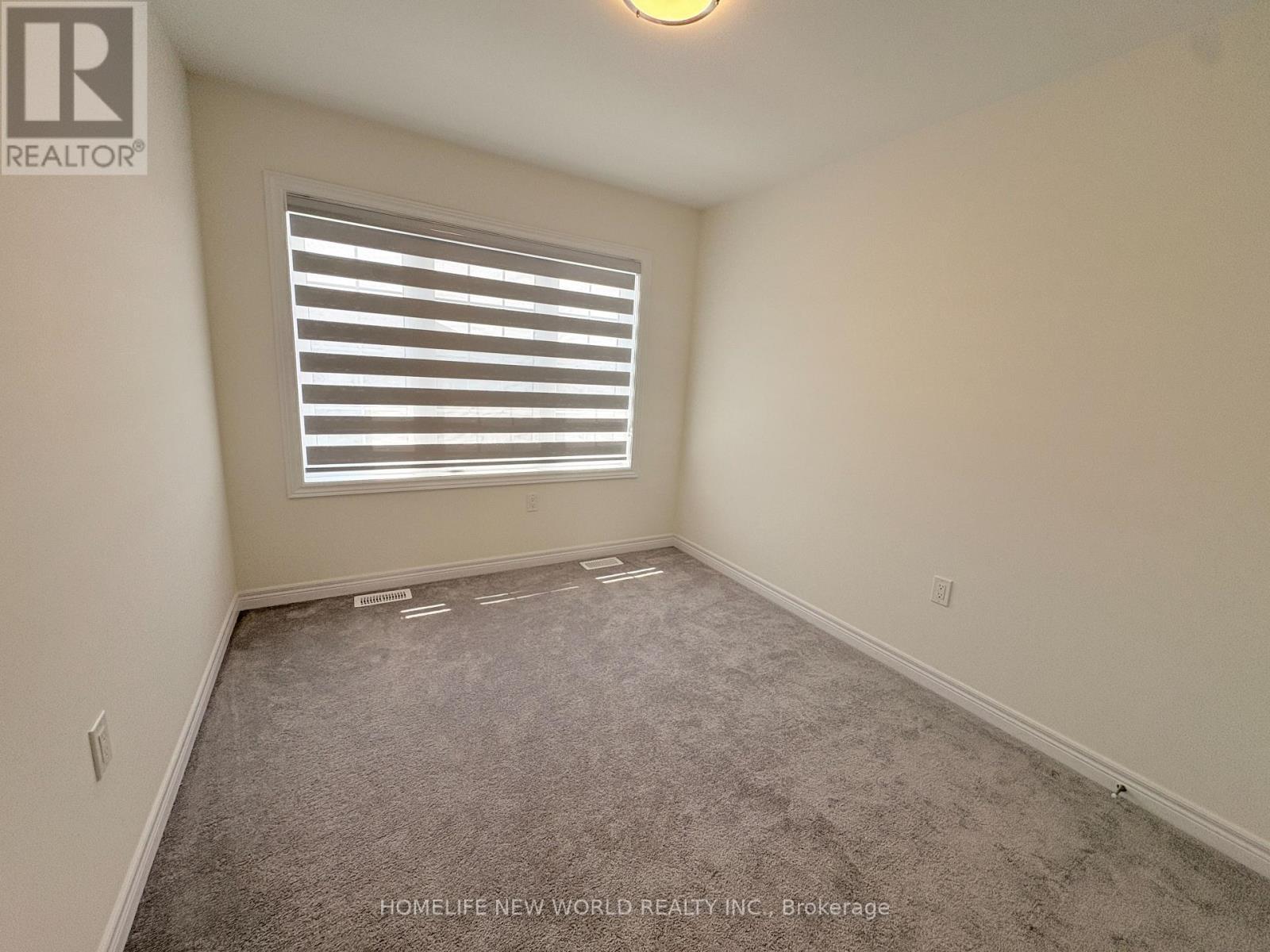 966 Cormorant Path, Pickering, ON - Indoor Photo Showing Other Room