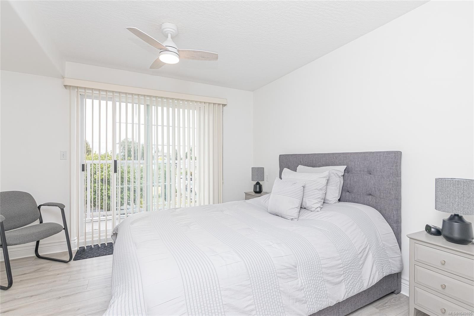#202-9844 Croft St, Chemainus, BC - Indoor Photo Showing Bedroom
