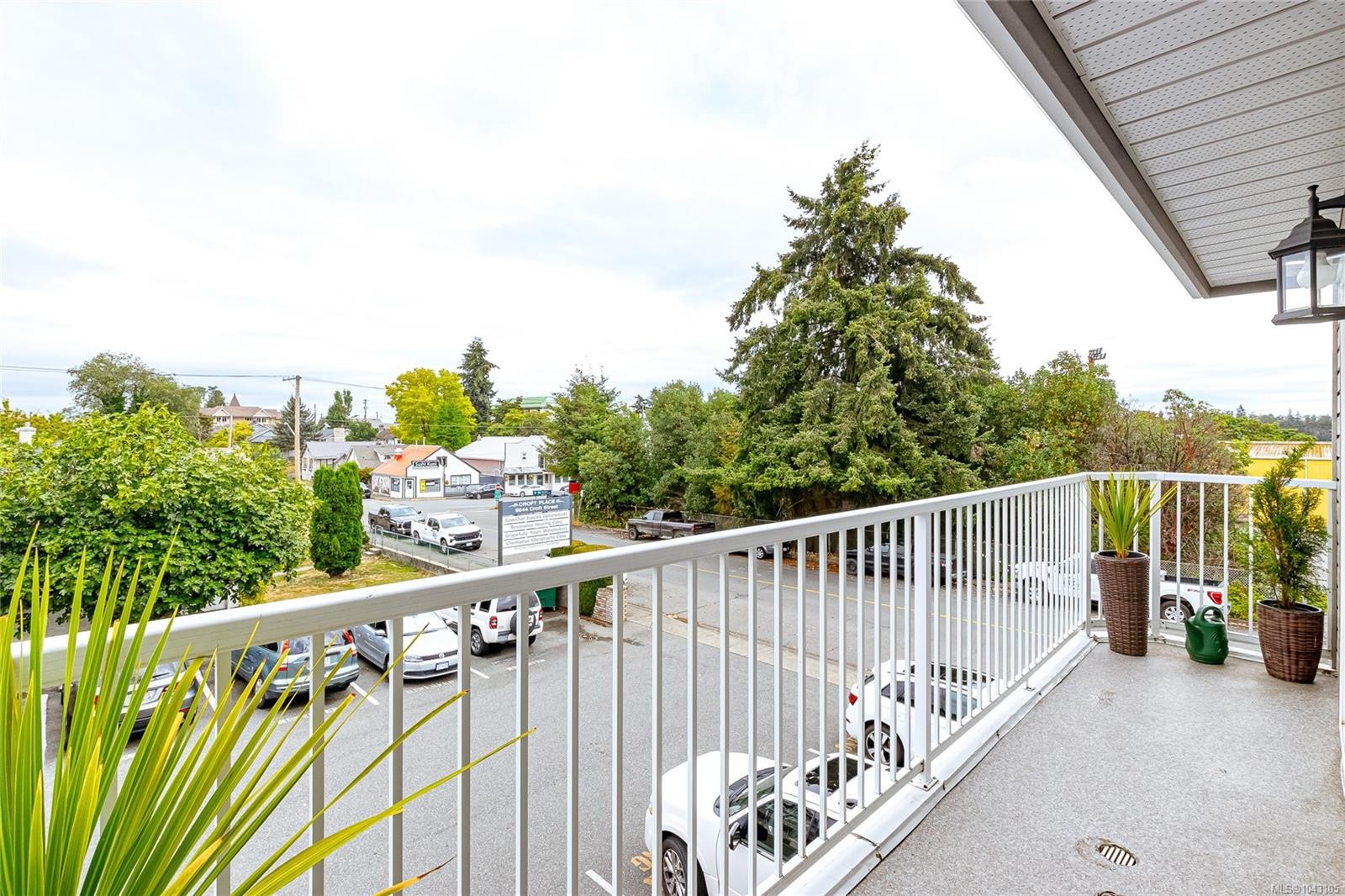 #202-9844 Croft St, Chemainus, BC - Outdoor With Balcony With Exterior