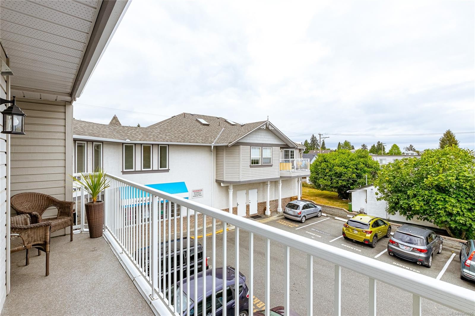 #202-9844 Croft St, Chemainus, BC - Outdoor With Balcony With Exterior