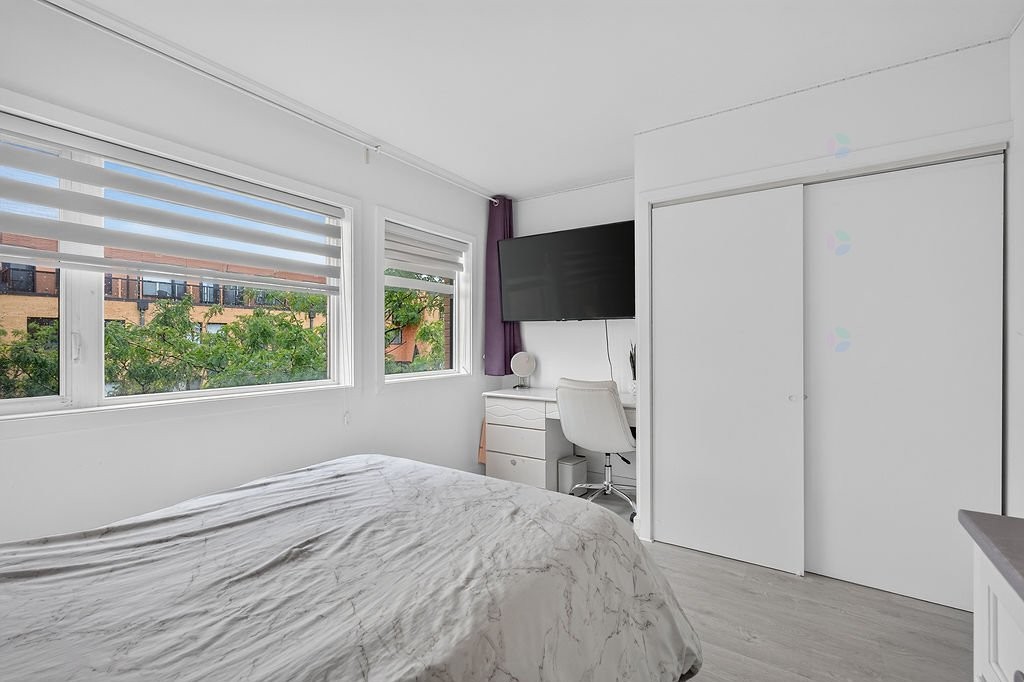 Bedroom - 5301 Rue Gabriele-Frascadore, Montréal (Mercier/Hochelaga-Maisonneuve), QC - Indoor Photo Showing Bedroom