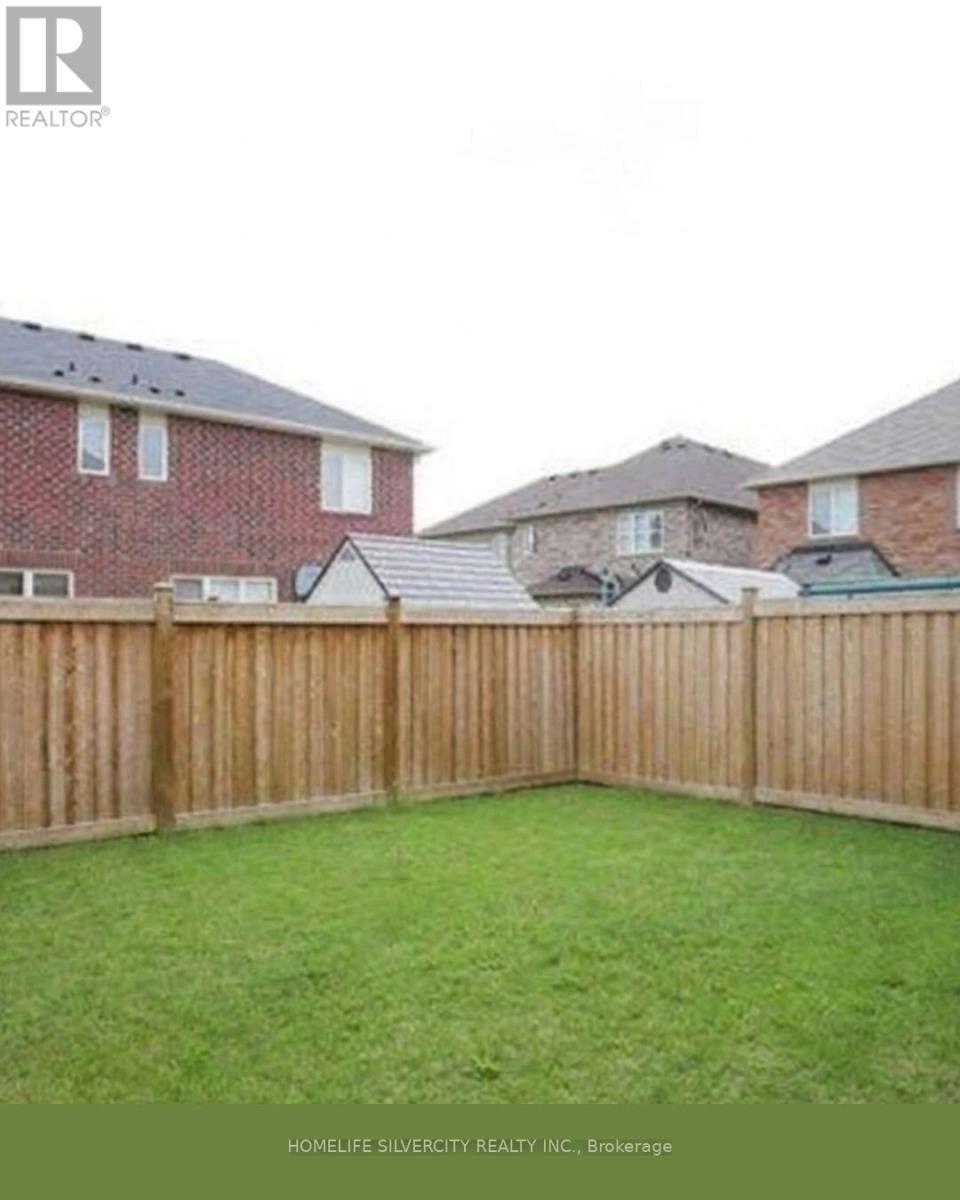 7 Biddens Square, Brampton, ON - Outdoor