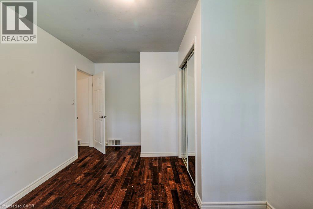 109 White Oak Place, Waterloo, ON - Indoor Photo Showing Other Room