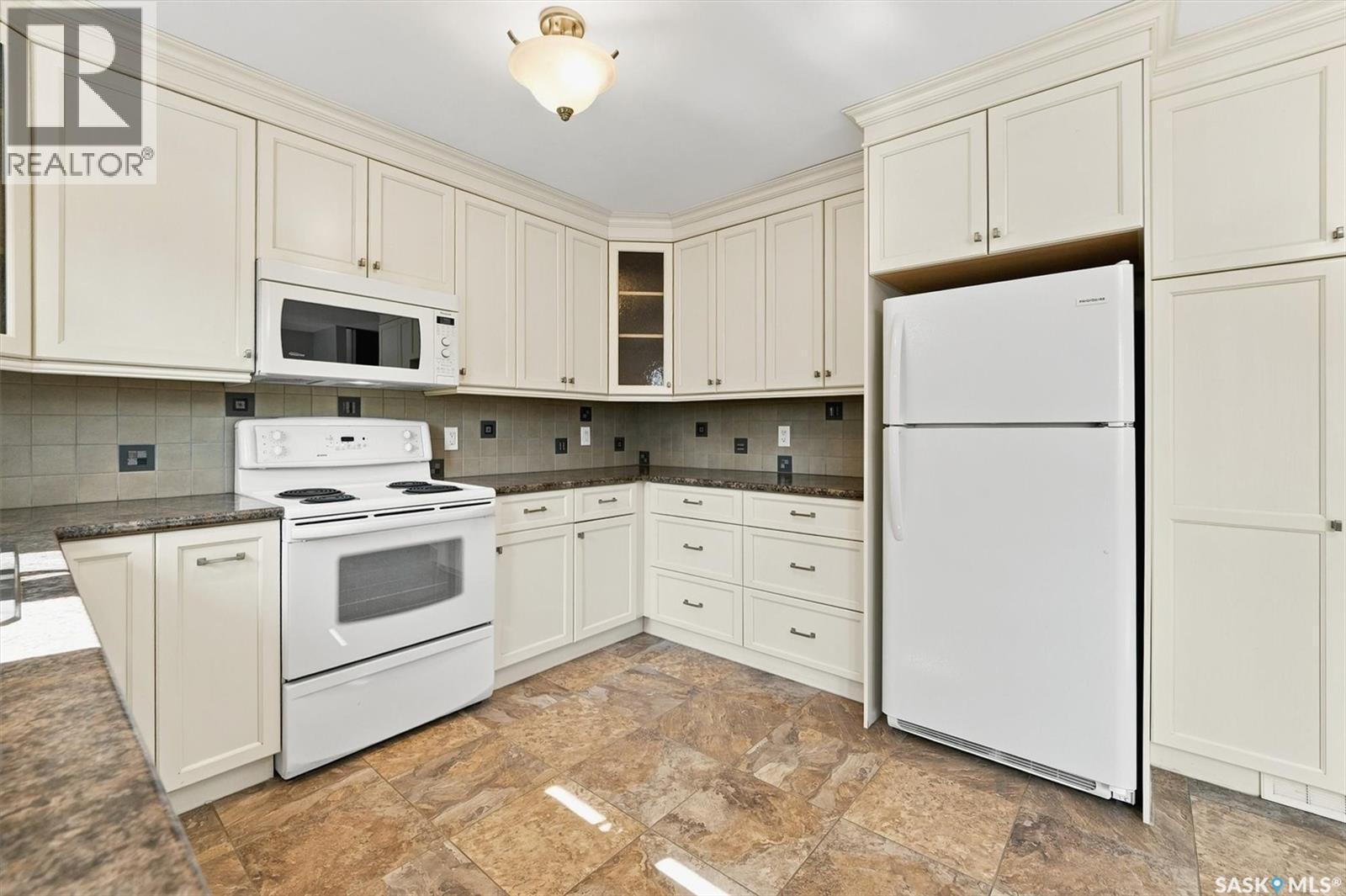 144 Sylvite Crescent, Allan, SK - Indoor Photo Showing Kitchen