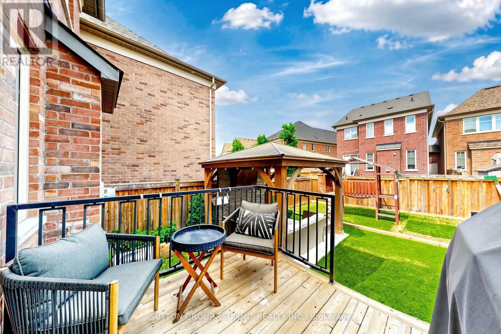 33 Kettle Valley Trail, King, ON - Outdoor With Deck Patio Veranda With Exterior