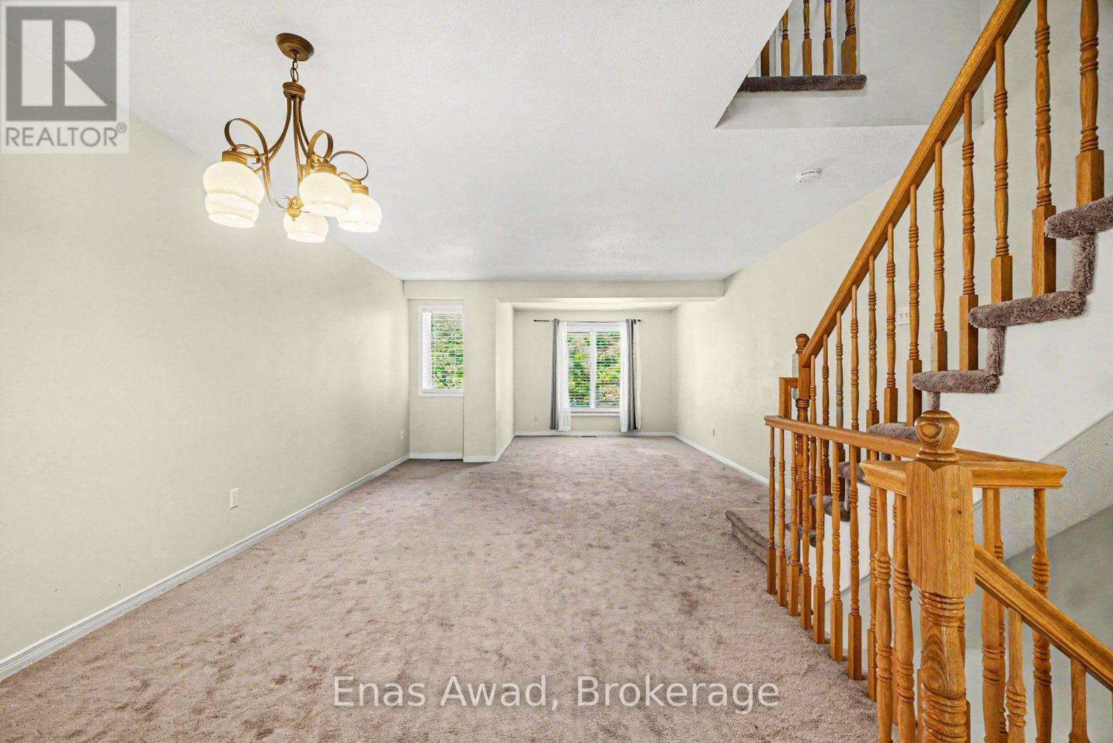 7 Rothbury Crescent, Ottawa, ON - Indoor Photo Showing Other Room
