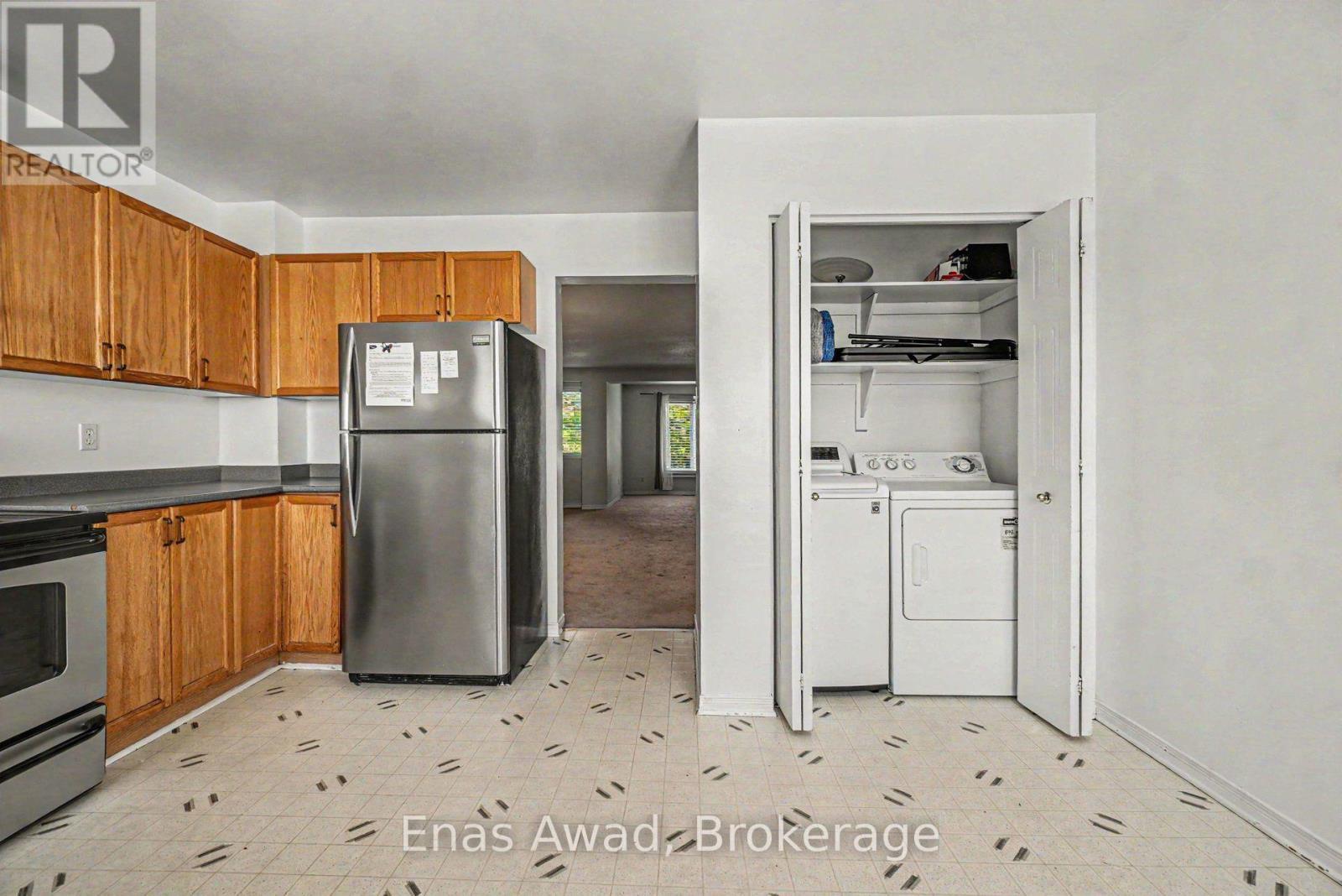7 Rothbury Crescent, Ottawa, ON - Indoor Photo Showing Laundry Room