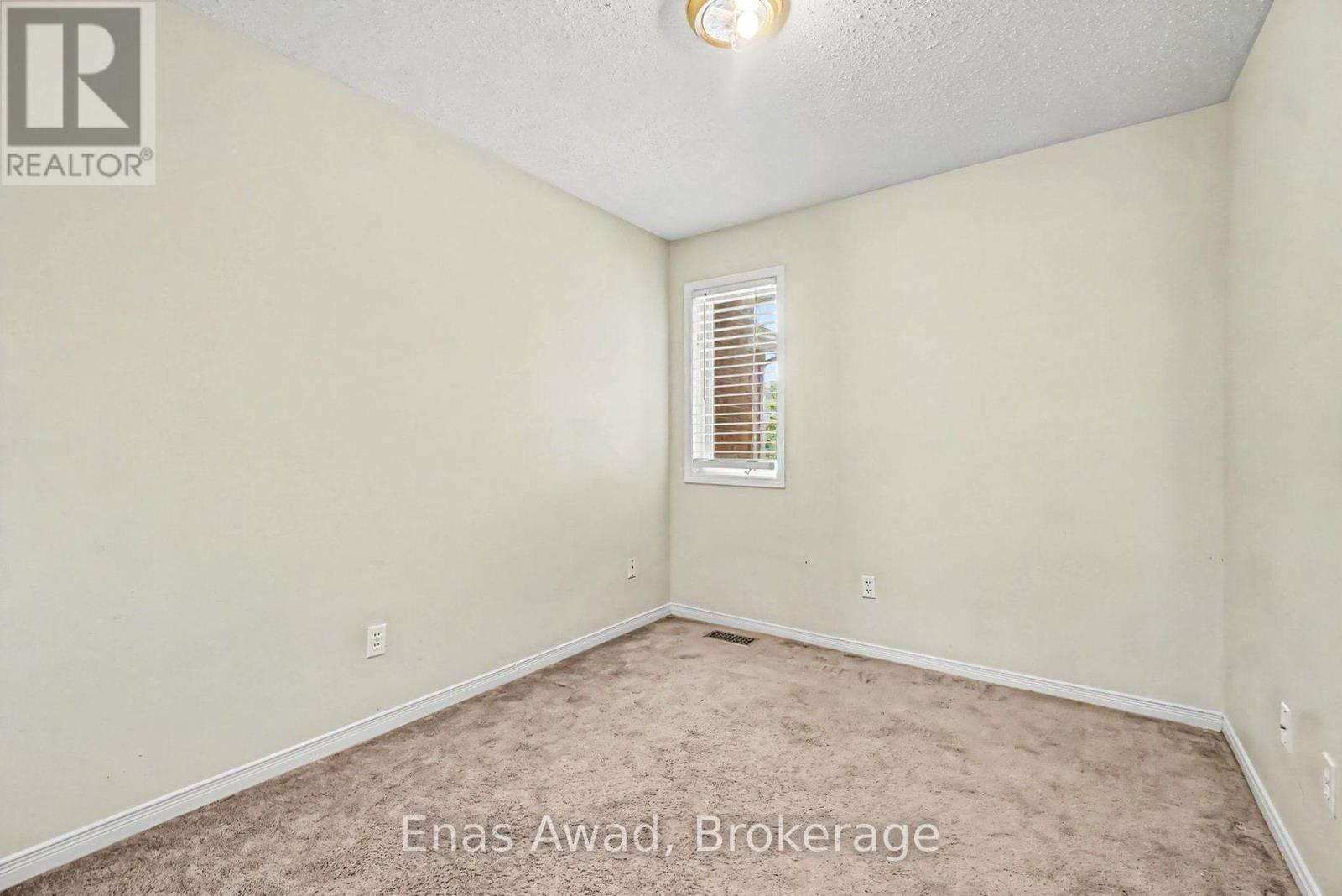 7 Rothbury Crescent, Ottawa, ON - Indoor Photo Showing Other Room
