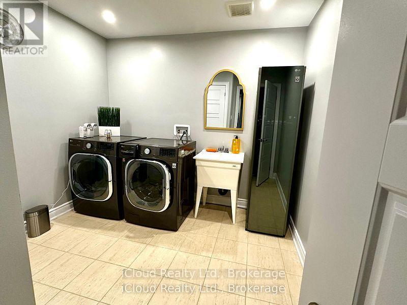56 Esther Crescent, Thorold, ON - Indoor Photo Showing Laundry Room