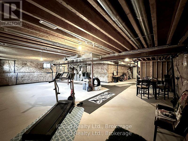 200-amp, 3.5-ton A/C, water softener & humidifier - 56 Esther Crescent, Thorold, ON - Indoor Photo Showing Basement