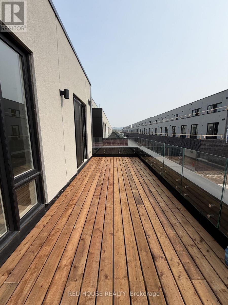 177 Everett Common, St. Catharines, ON - Outdoor With Deck Patio Veranda With Exterior
