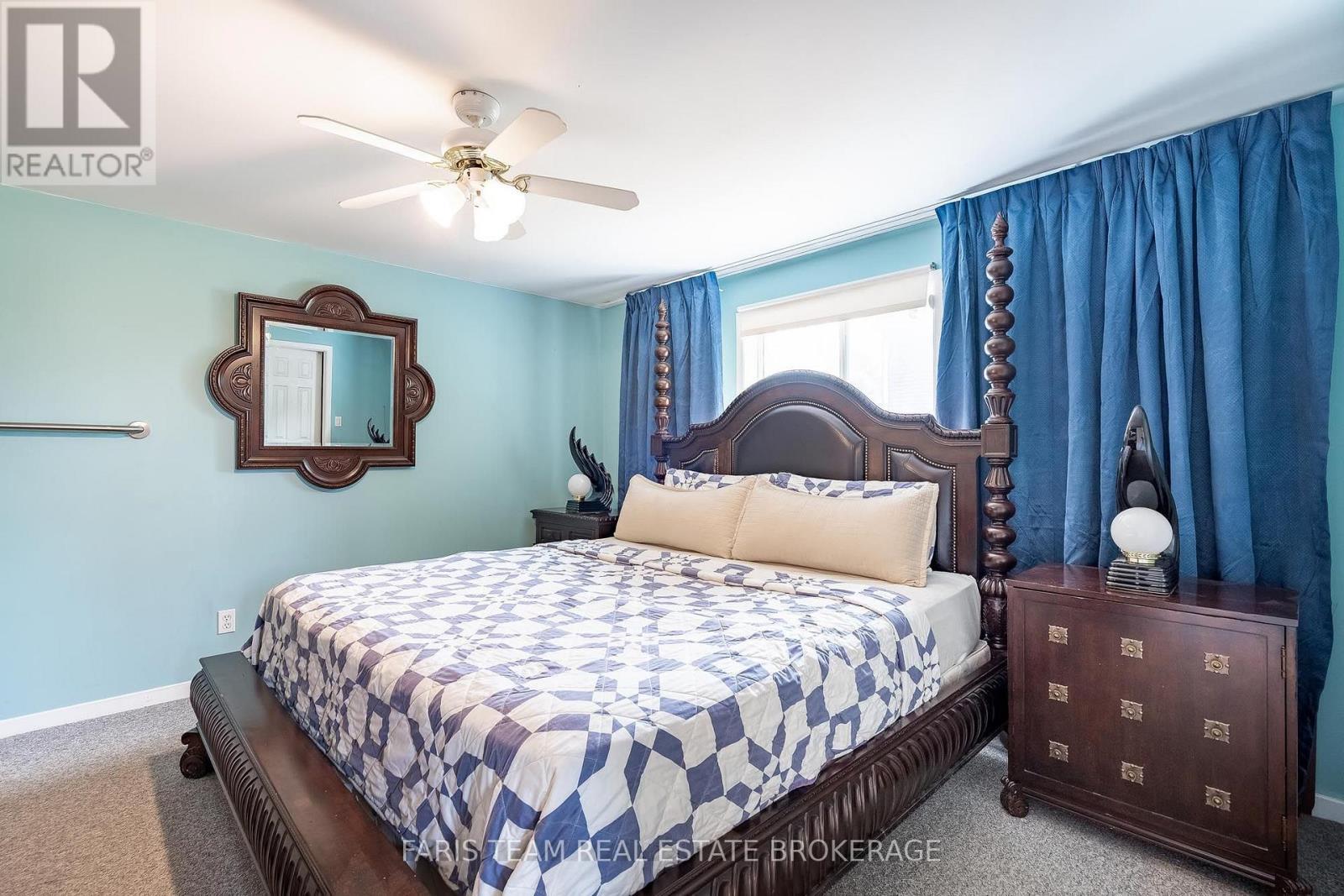 93 Silver Birch Crescent, Tay, ON - Indoor Photo Showing Bedroom