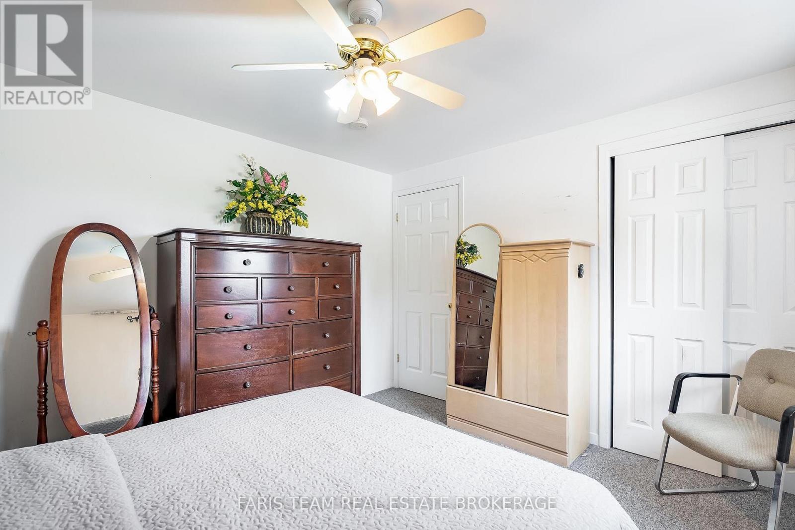 93 Silver Birch Crescent, Tay, ON - Indoor Photo Showing Bedroom