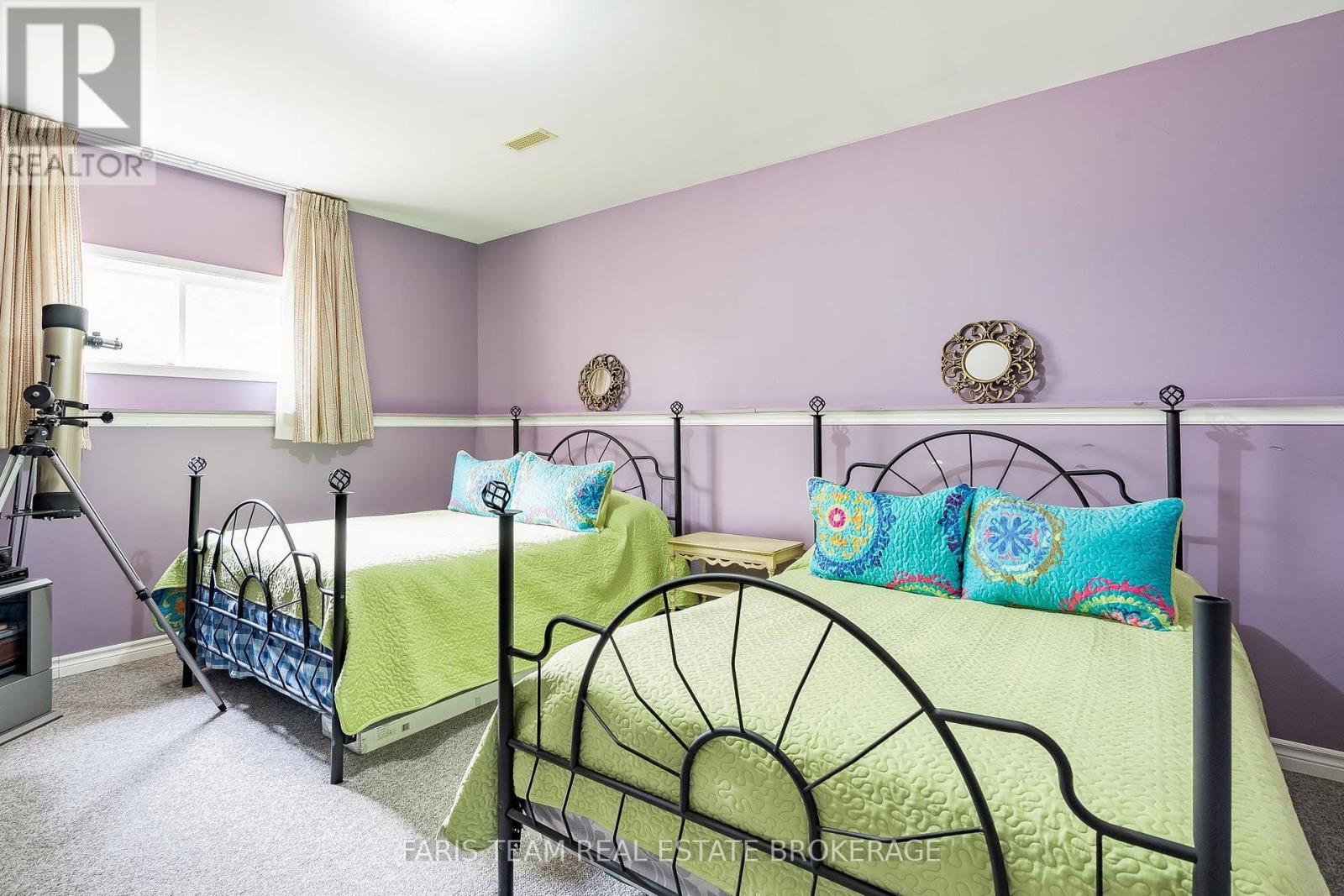 93 Silver Birch Crescent, Tay, ON - Indoor Photo Showing Bedroom