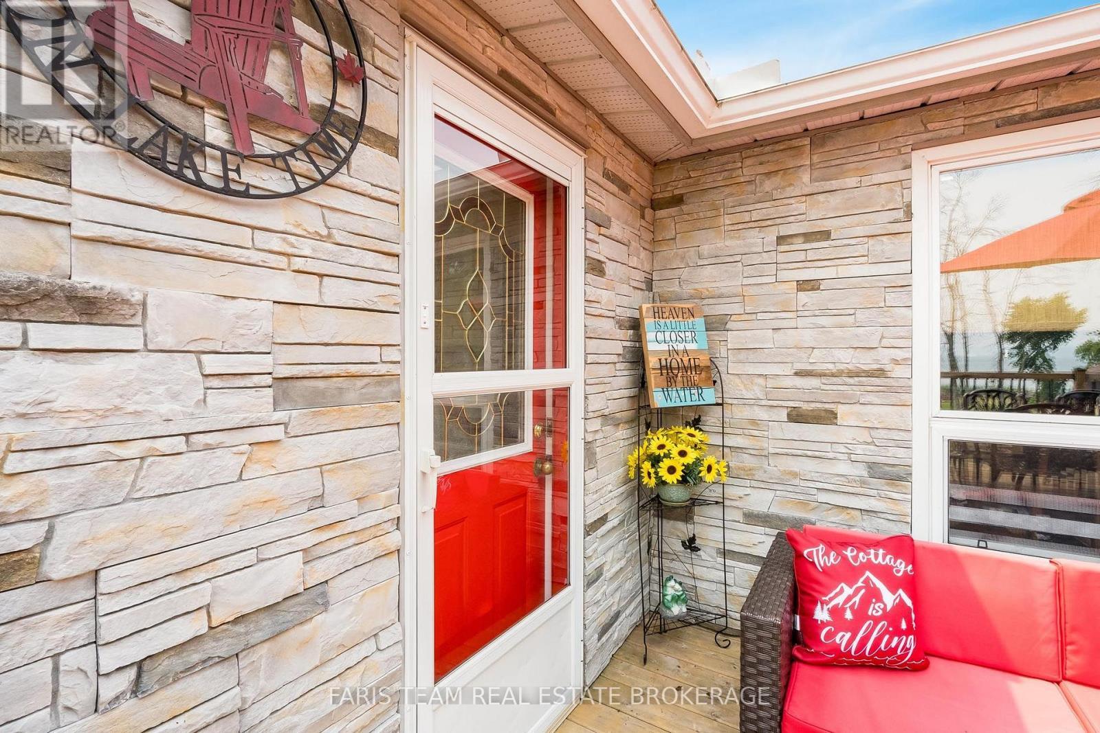 93 Silver Birch Crescent, Tay, ON - With Exterior