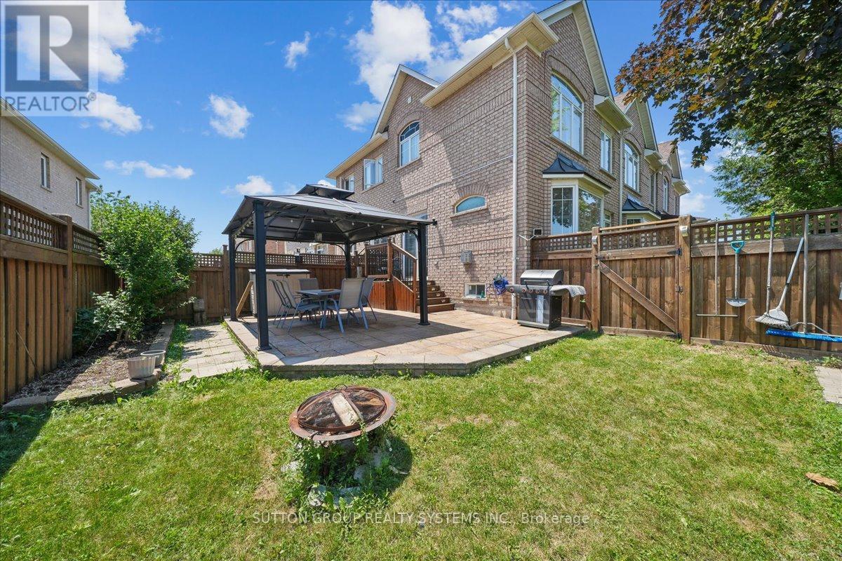 3348 Sunlight Street, Mississauga, ON - Outdoor With Exterior