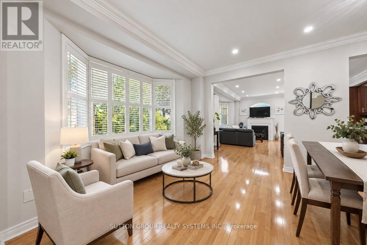 3348 Sunlight Street, Mississauga, ON - Indoor