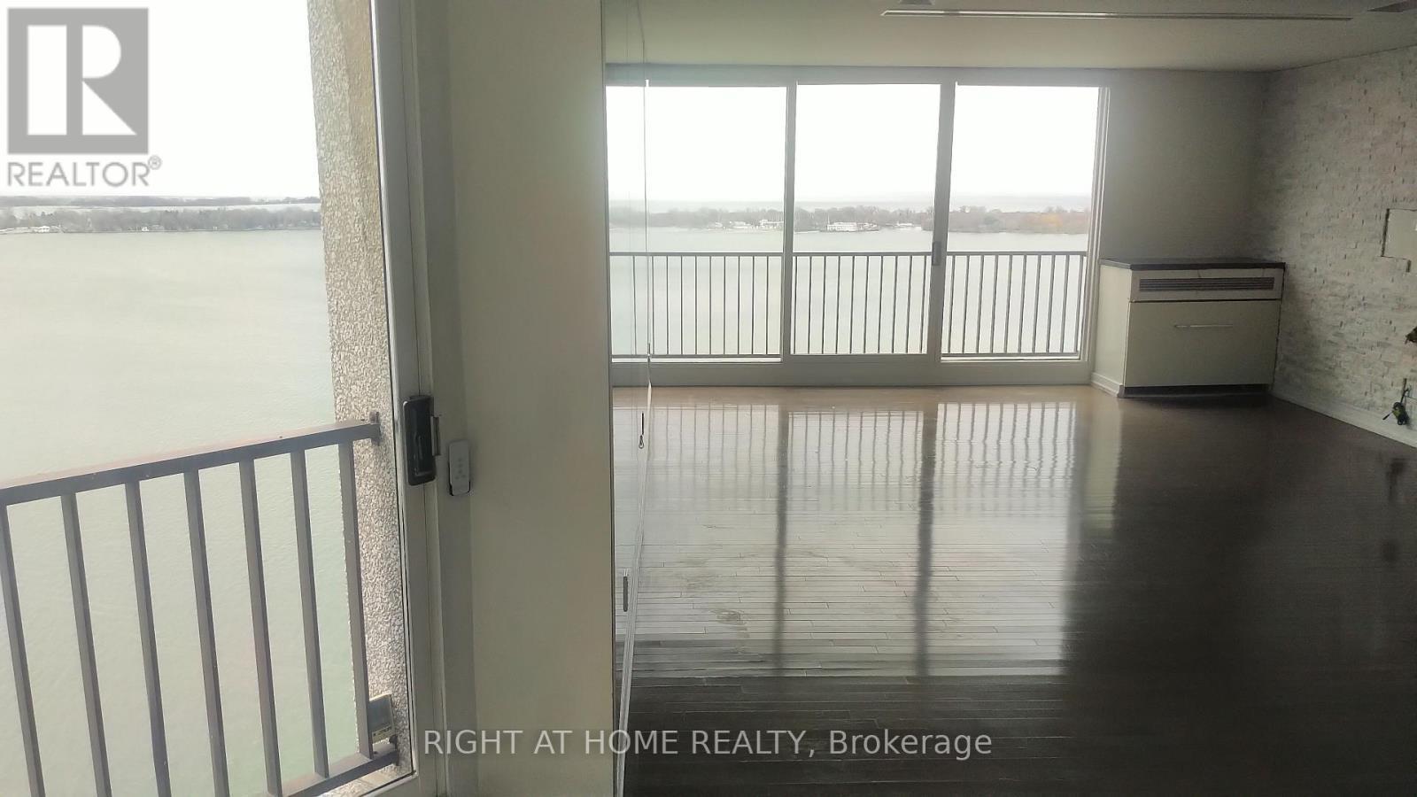 2803 - 33 Harbour Square, Toronto, ON - Indoor Photo Showing Other Room