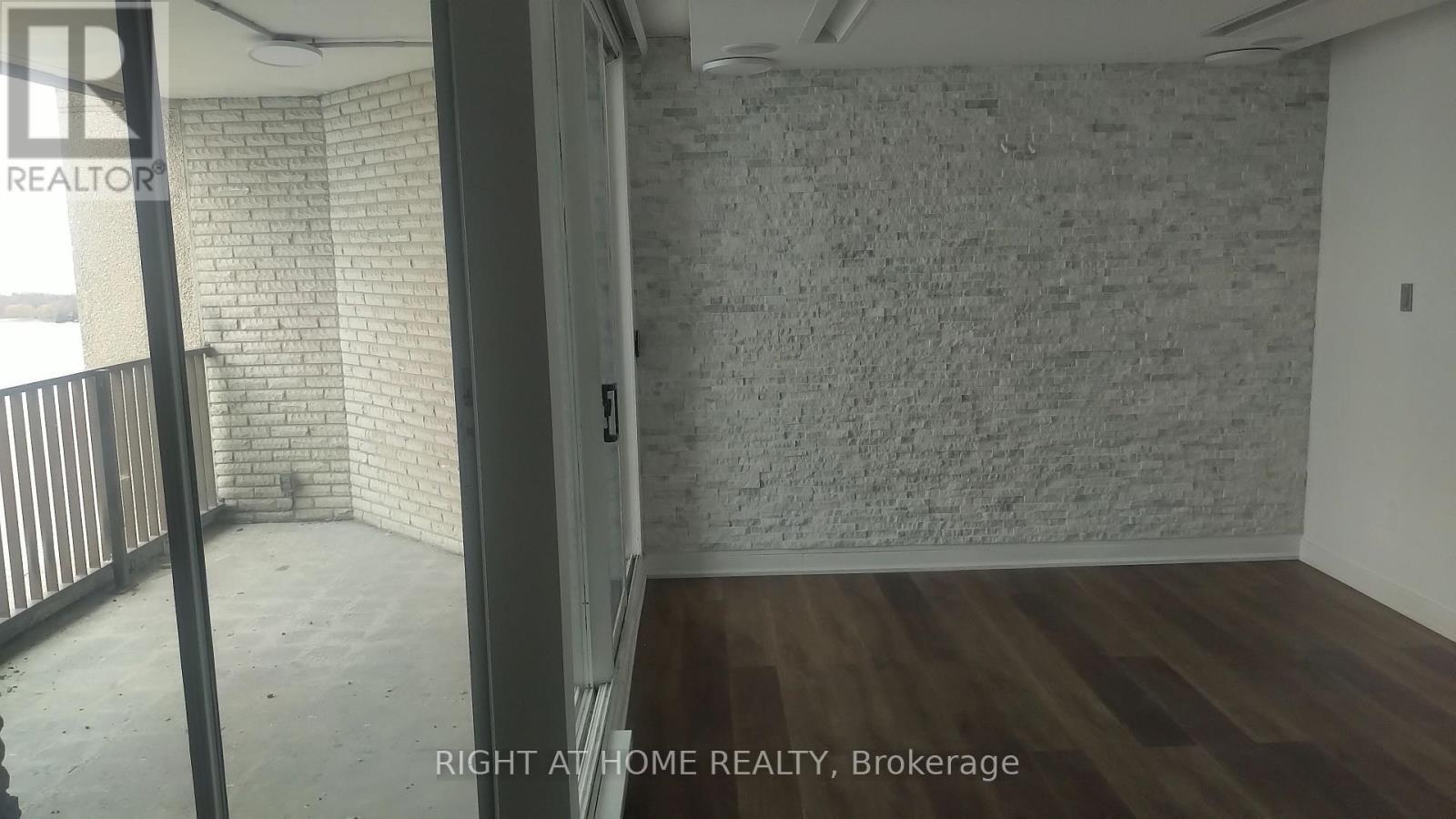 2803 - 33 Harbour Square, Toronto, ON - Indoor Photo Showing Other Room
