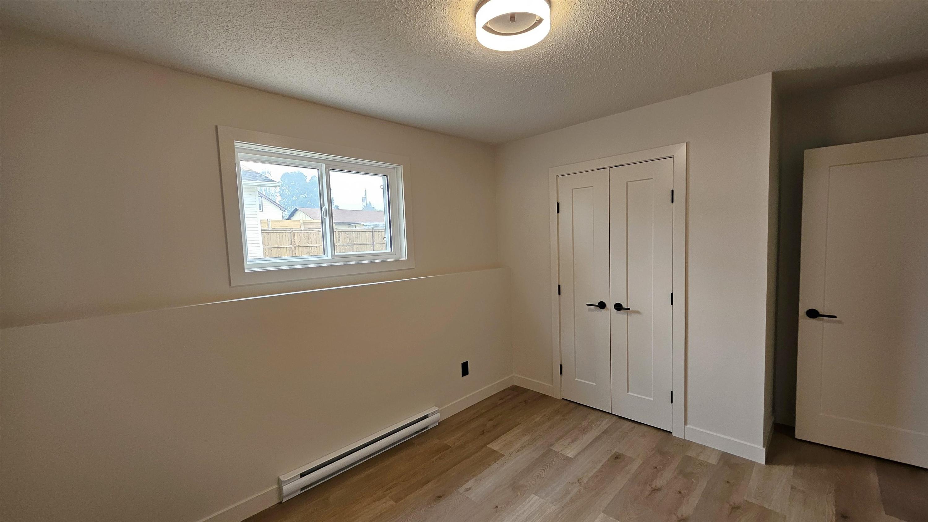 72 Brent Street, Thunder Bay, ON - Indoor Photo Showing Other Room