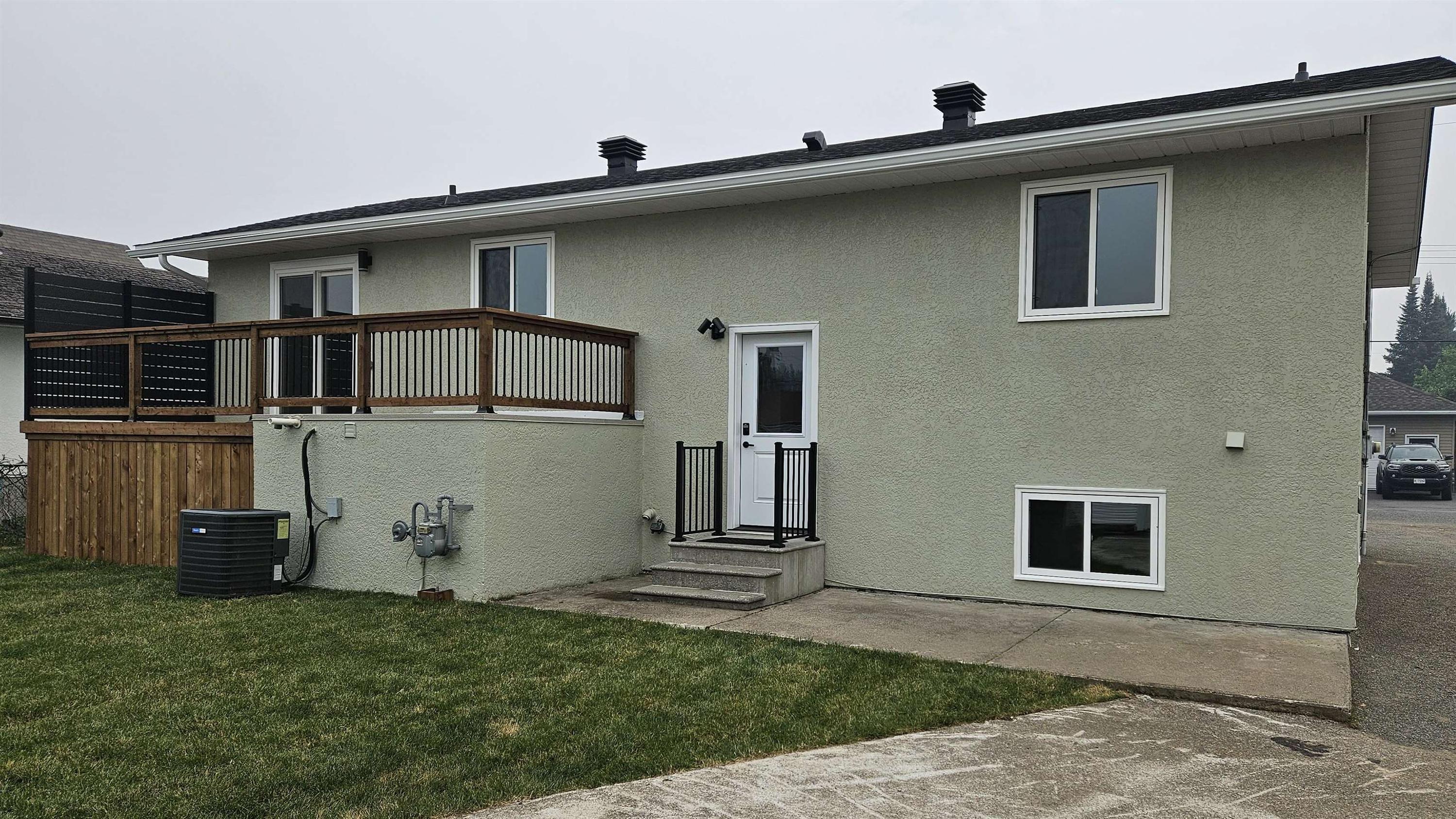 72 Brent Street, Thunder Bay, ON - Outdoor With Exterior