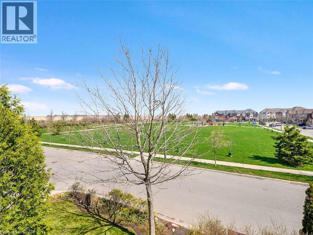 656 Frank Place, Milton, ON - Outdoor With View