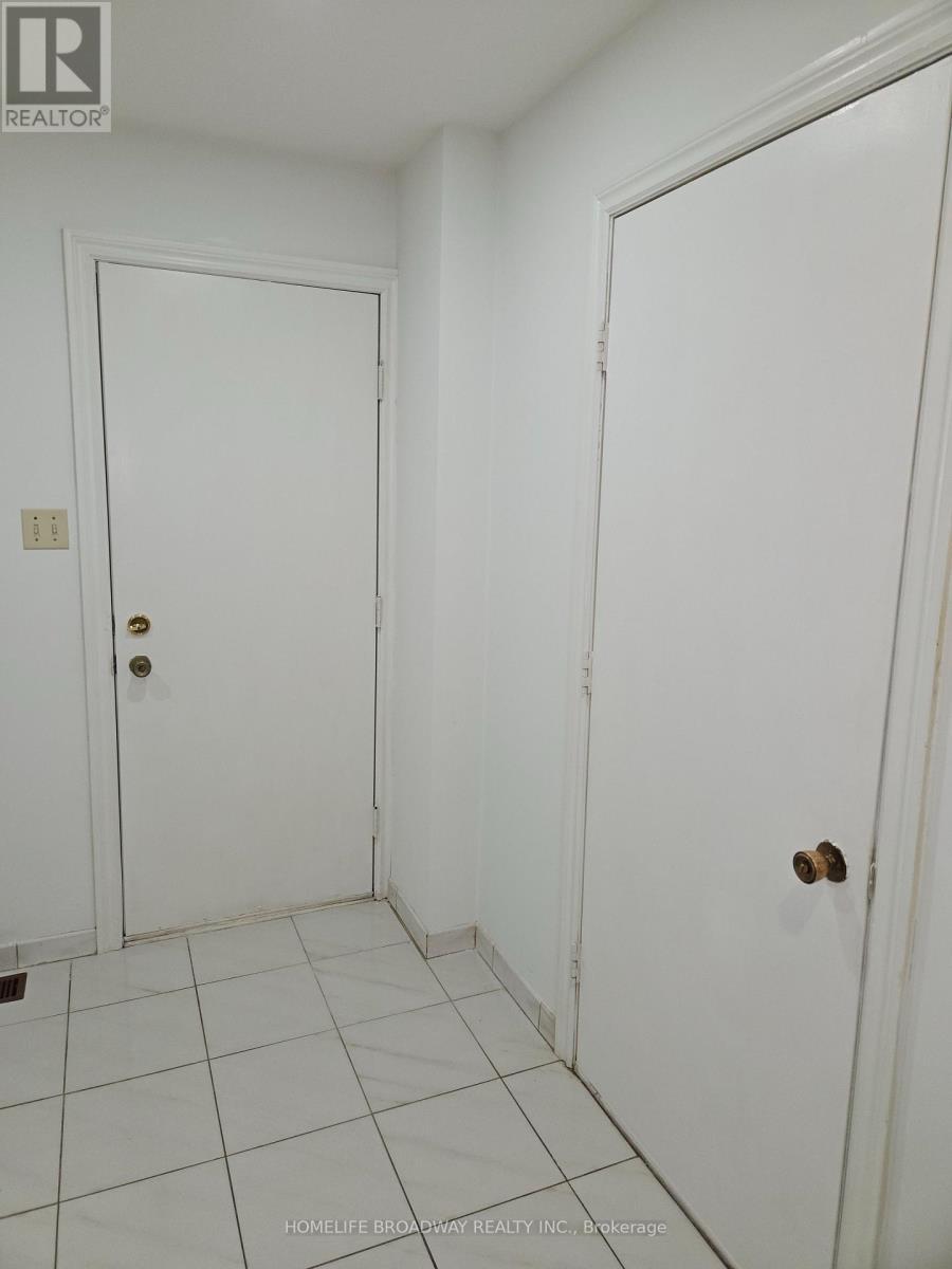 11 Perdue Court, Markham, ON - Indoor Photo Showing Other Room