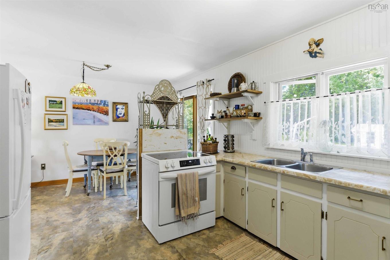 46 Campbell Avenue, Windsor, NS - Indoor Photo Showing Kitchen With Double Sink