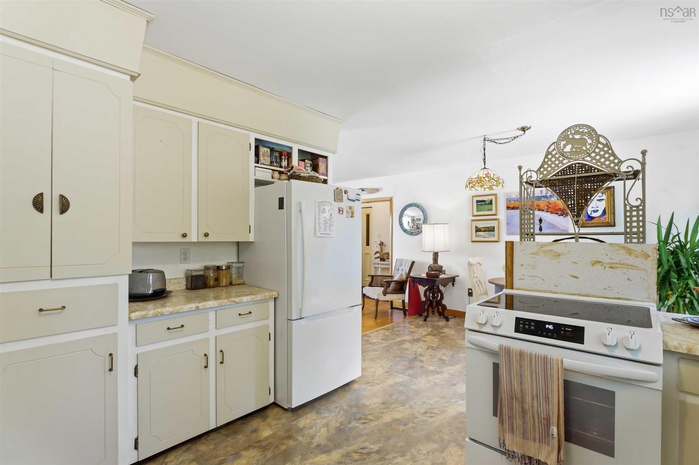 46 Campbell Avenue, Windsor, NS - Indoor Photo Showing Kitchen