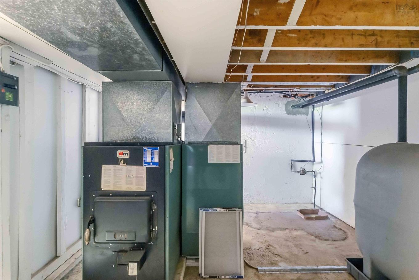 46 Campbell Avenue, Windsor, NS - Indoor Photo Showing Basement