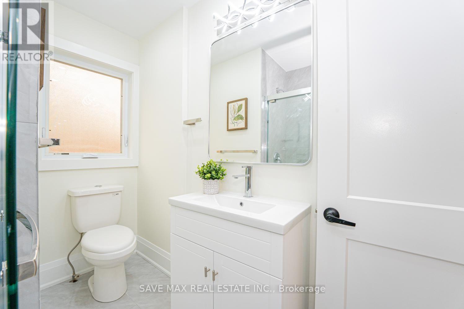 191 Clark Avenue, Kitchener, ON - Indoor Photo Showing Bathroom