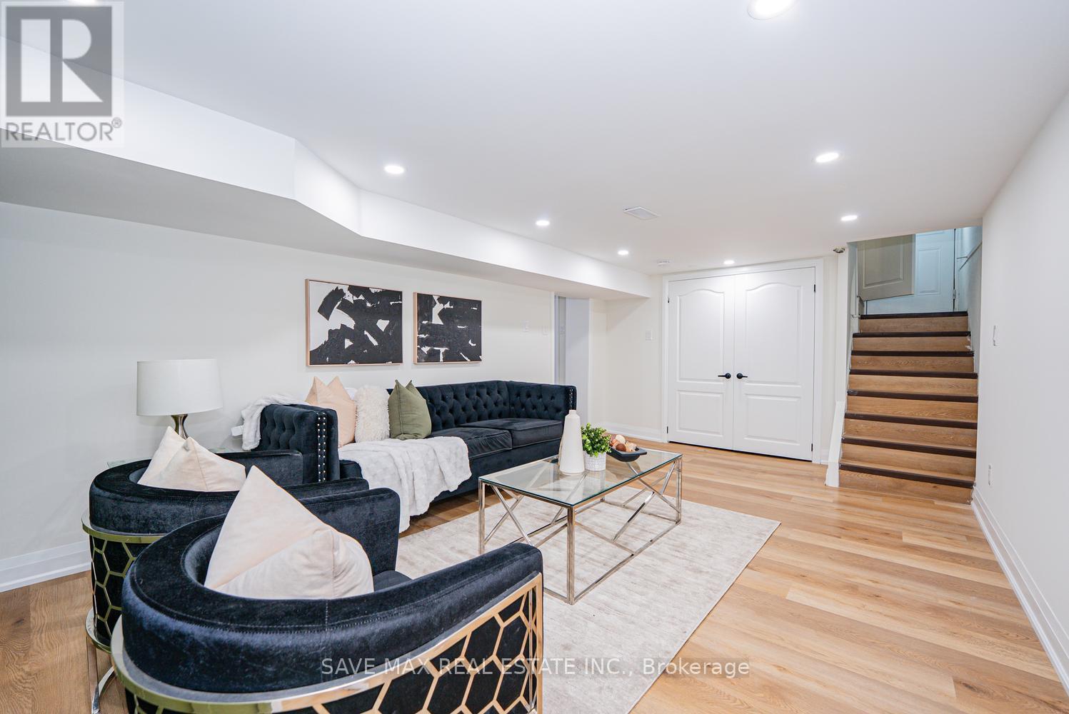 191 Clark Avenue, Kitchener, ON - Indoor