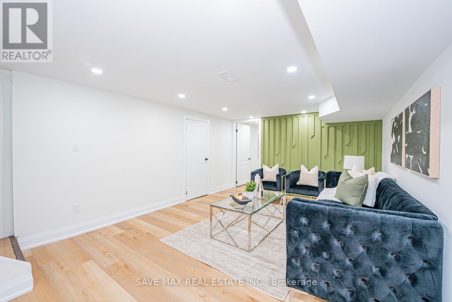 191 Clark Avenue, Kitchener, ON - Indoor