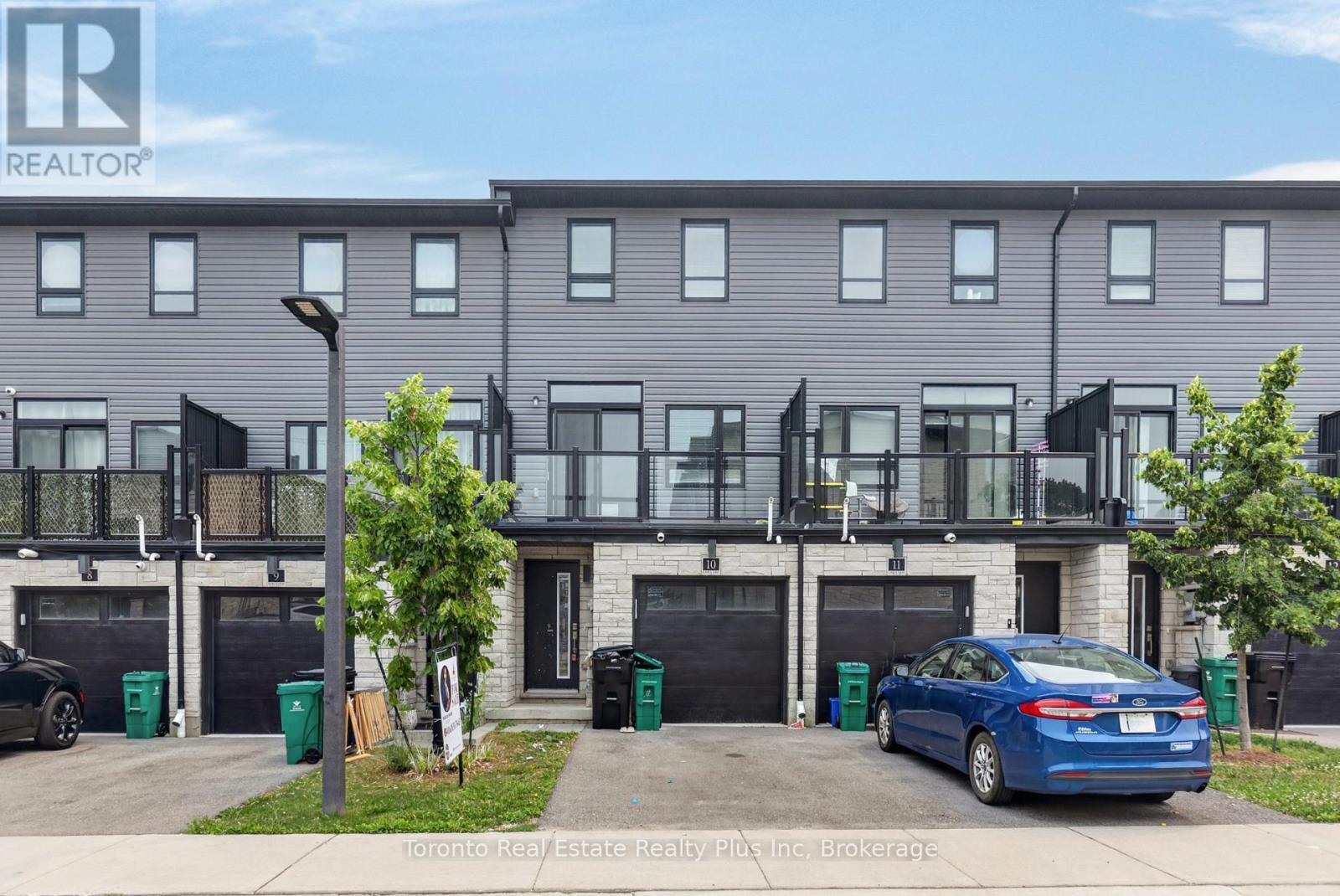 10 - 51 Sparrow Avenue, Cambridge, ON - Outdoor With Balcony With Facade
