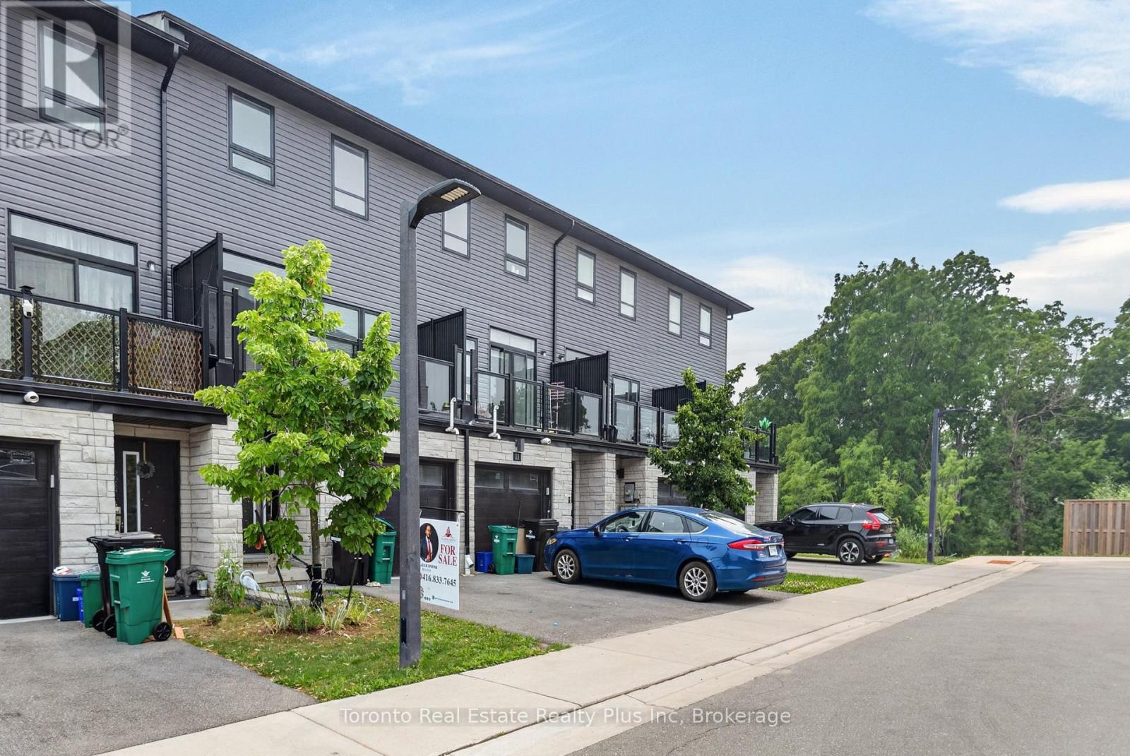 10 - 51 Sparrow Avenue, Cambridge, ON - Outdoor With Balcony