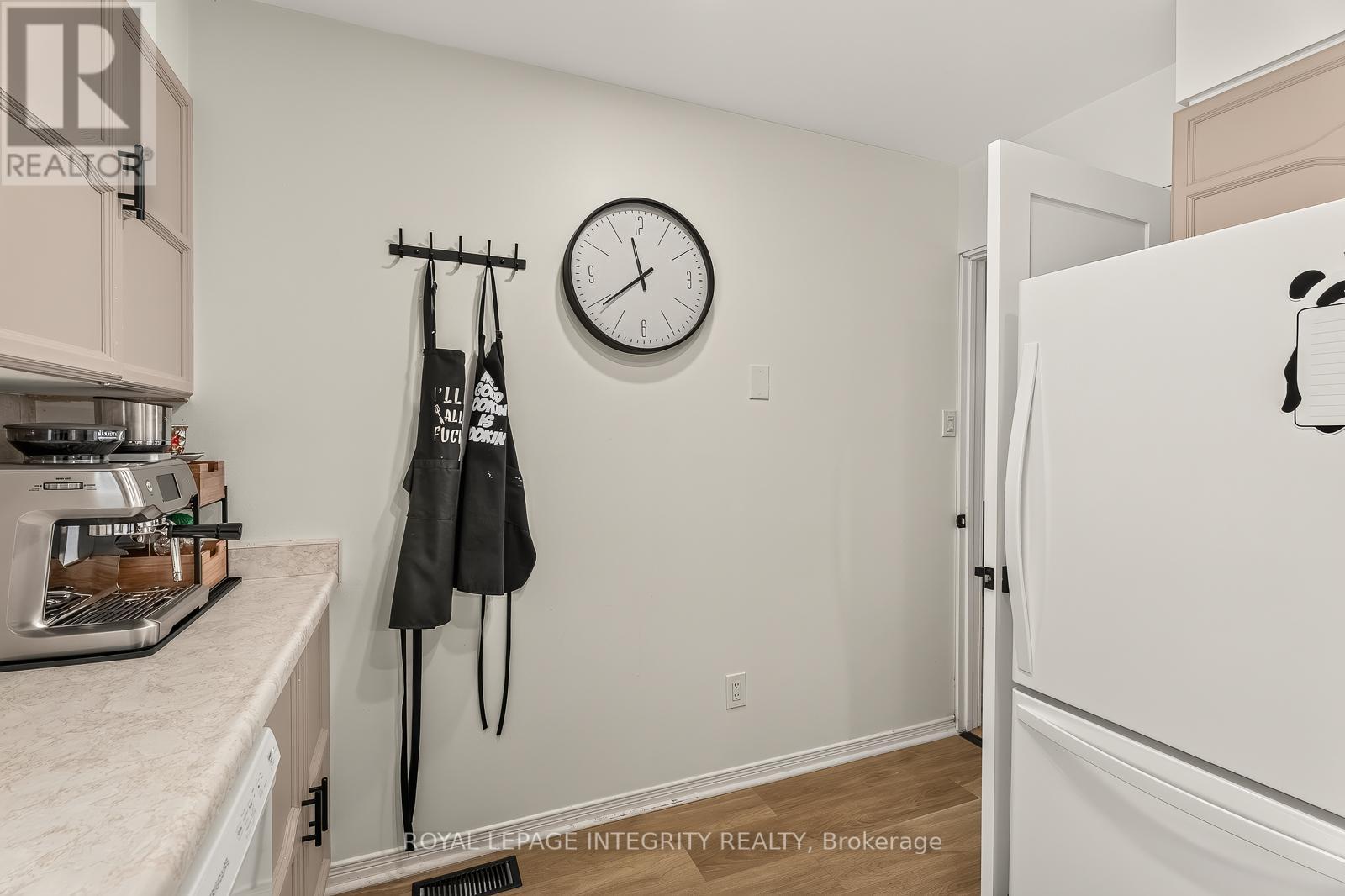 16 Stamford Private, Ottawa, ON - Indoor