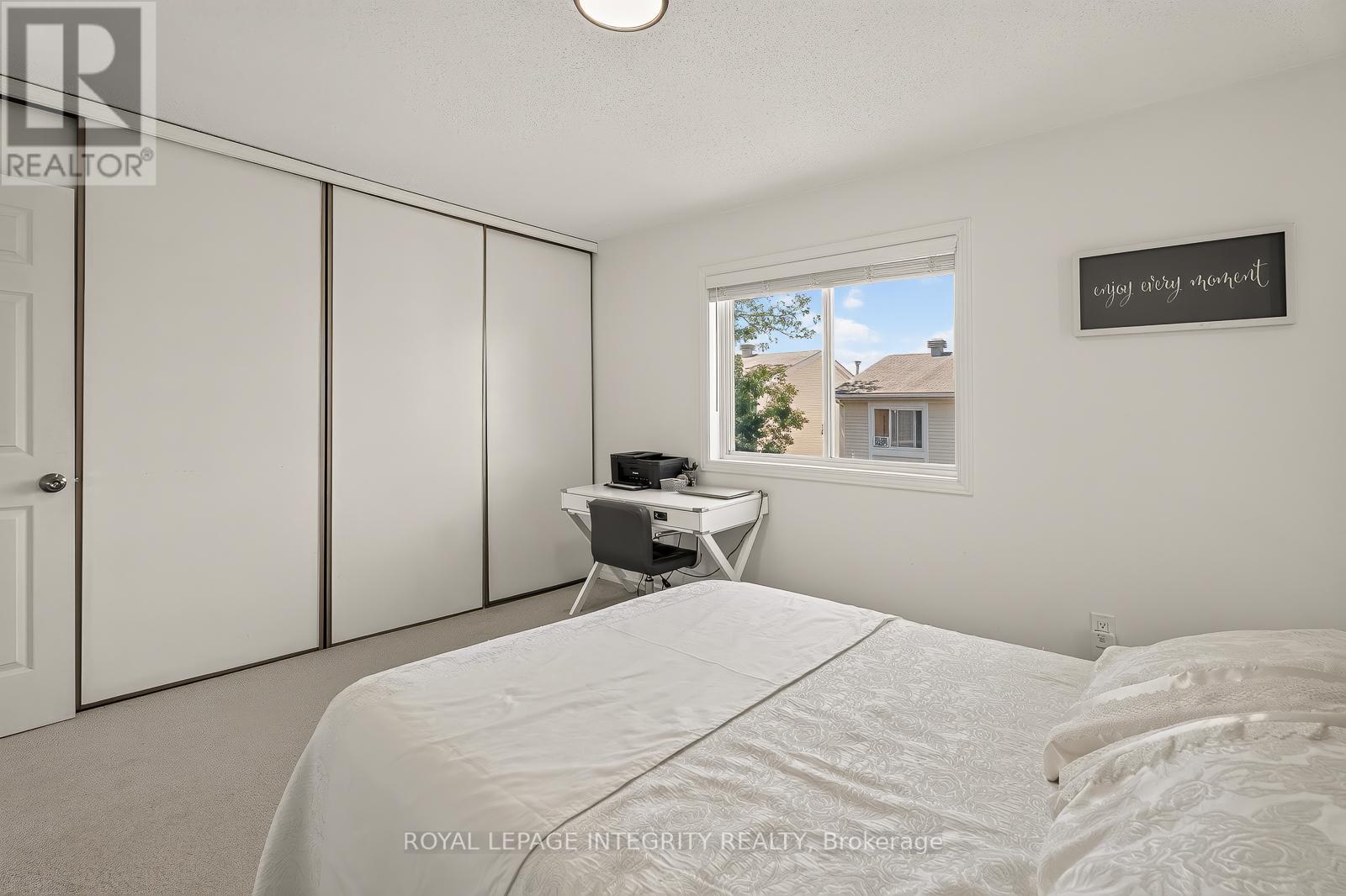 16 Stamford Private, Ottawa, ON - Indoor Photo Showing Bedroom