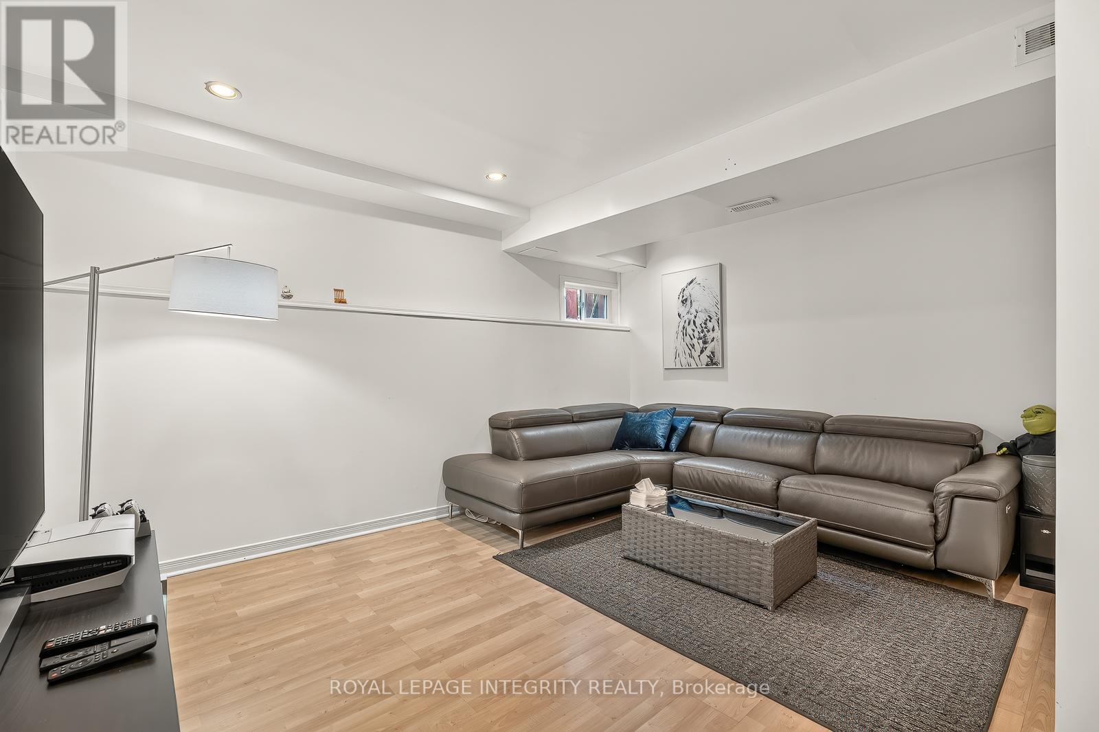 16 Stamford Private, Ottawa, ON - Indoor
