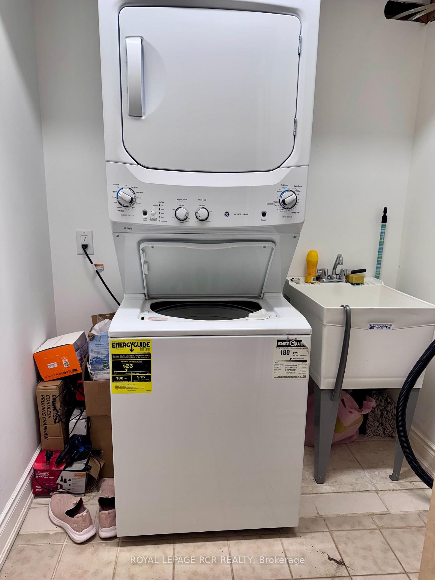 47 Harmonia Crescent, Vaughan, ON - Indoor Photo Showing Laundry Room