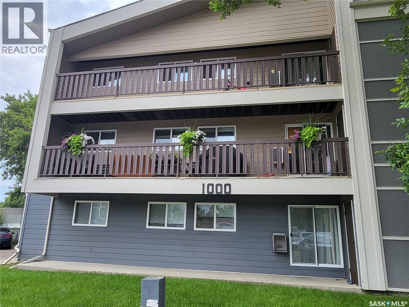 1026 425 115Th Street E, Saskatoon, SK - Outdoor With Exterior