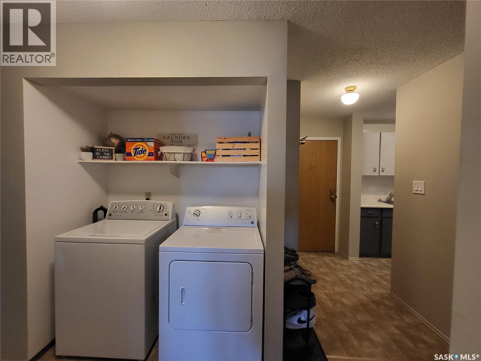 1026 425 115Th Street E, Saskatoon, SK - Indoor Photo Showing Laundry Room